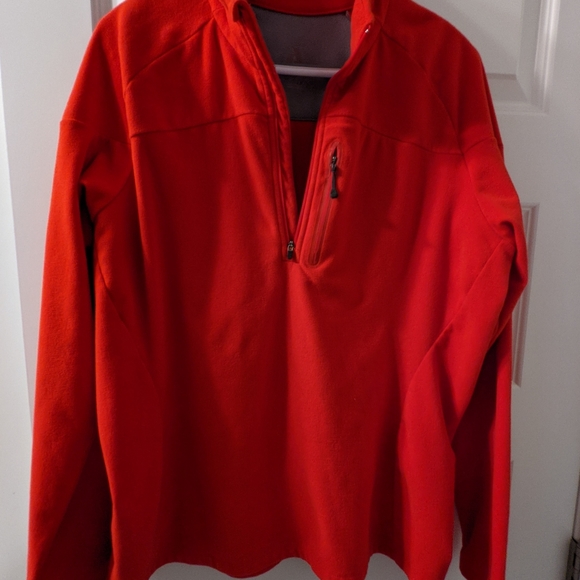Eddie Bauer First Ascent Polar Fleece 1/4 zip, with chest zipper pocket - Picture 3 of 3